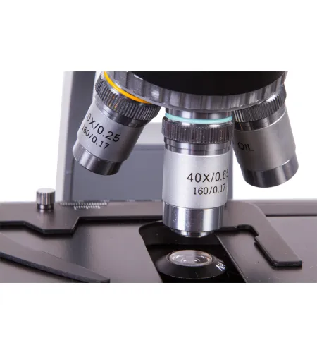Levenhuk  740T trinoklinis mikroskopas