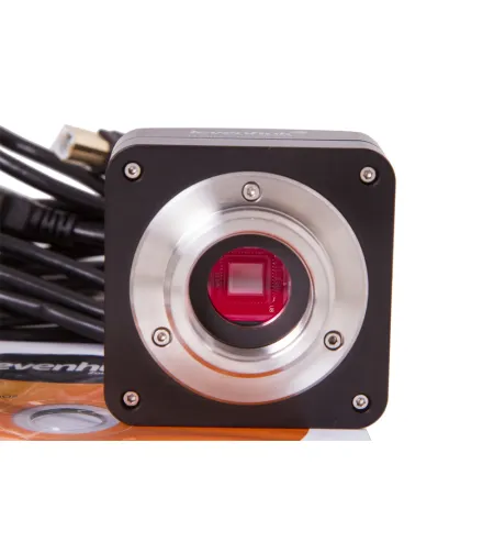 Levenhuk  D740T 5.1M skaitmeninis trinoklinis mikroskopas