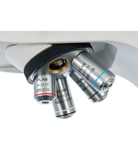 Levenhuk MED 40T trinokulinis mikroskopas