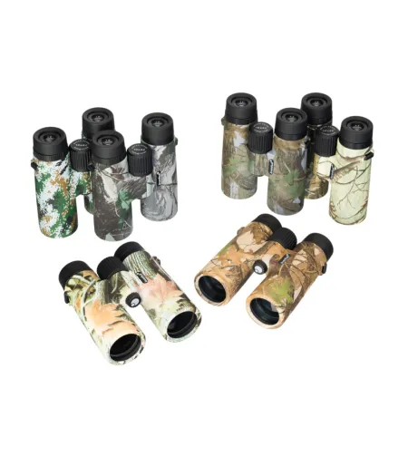 Levenhuk Camo Maple 10x42 Binoculars with Reticle