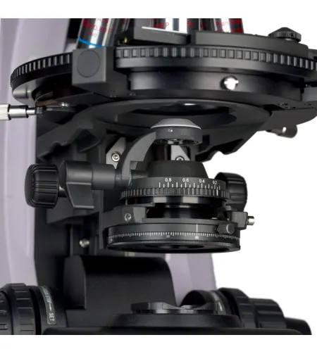 Poliarizuojantis mikroskopas MAGUS Pol 890