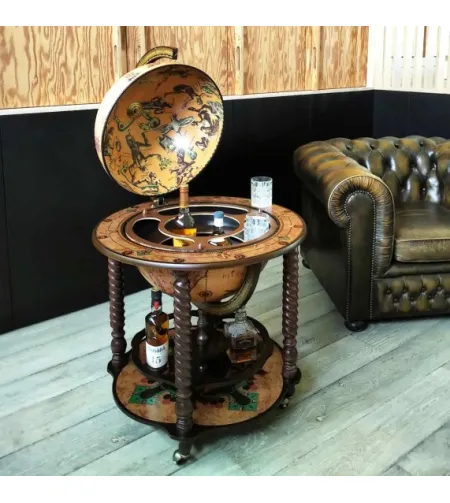 Spiralinės kojos juostos gaublys Zoffoli su didele gėrimų spintele Bacco