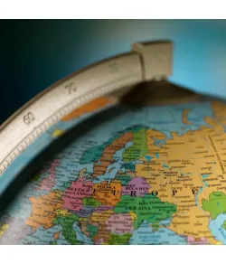 Mokomasis stalo gaublys James Cook italų gamybos