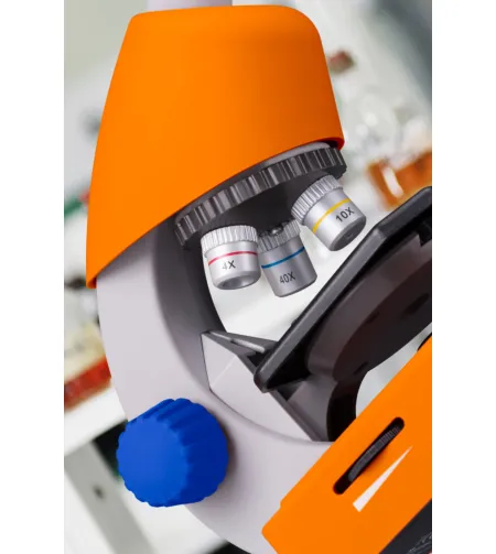 Mikroskops 40x-640x ar piederumiem un cieto kārbu, BRESSER Junior