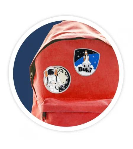 Kosmosa akmeņi, Buki