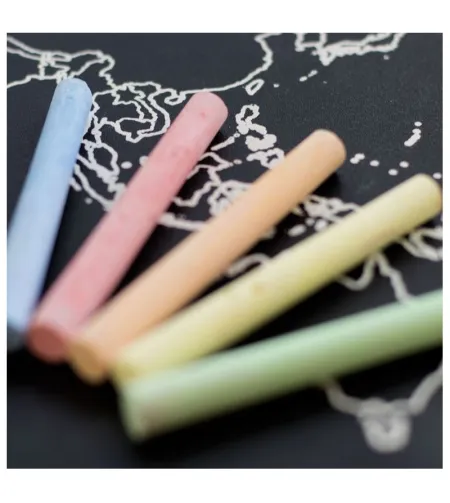 Miss Wood pasaulio žemėlapis, kreidinė lenta, L