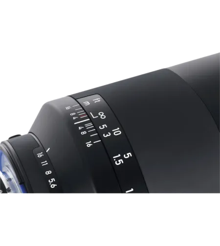 Zeiss Milvus 35mm f/1.4mm Canon EF (ZE)